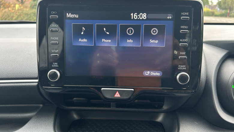 Toyota Yaris 1.5 Hybrid Design 5dr CVT Hybrid Hatchback